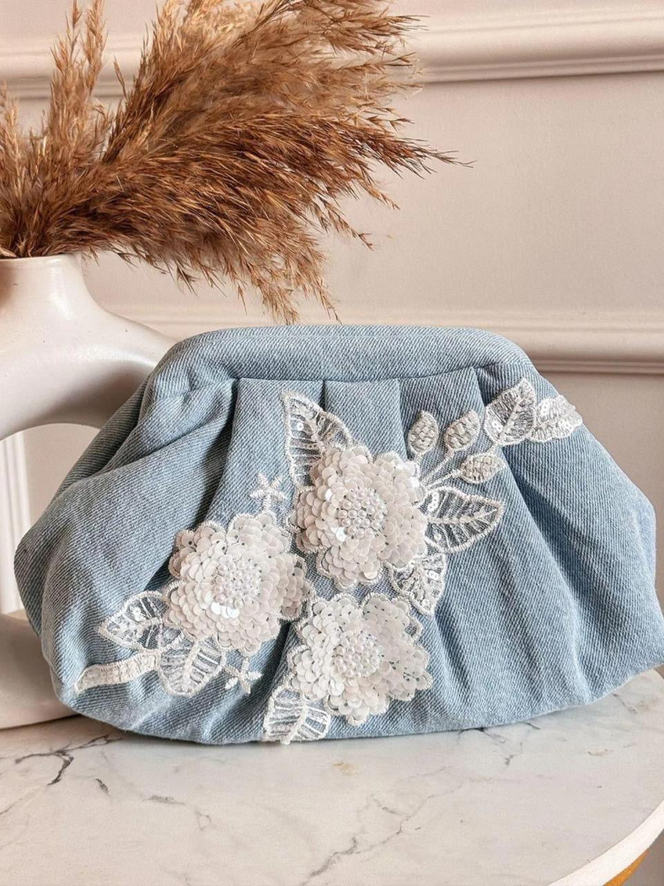 Cloud bag