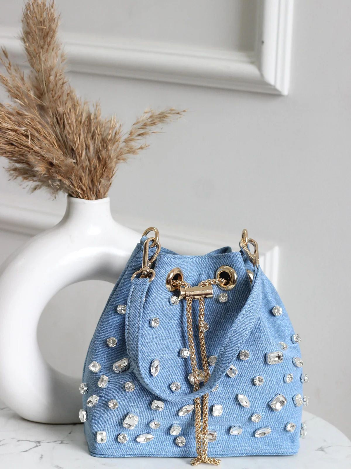 Bucket bag