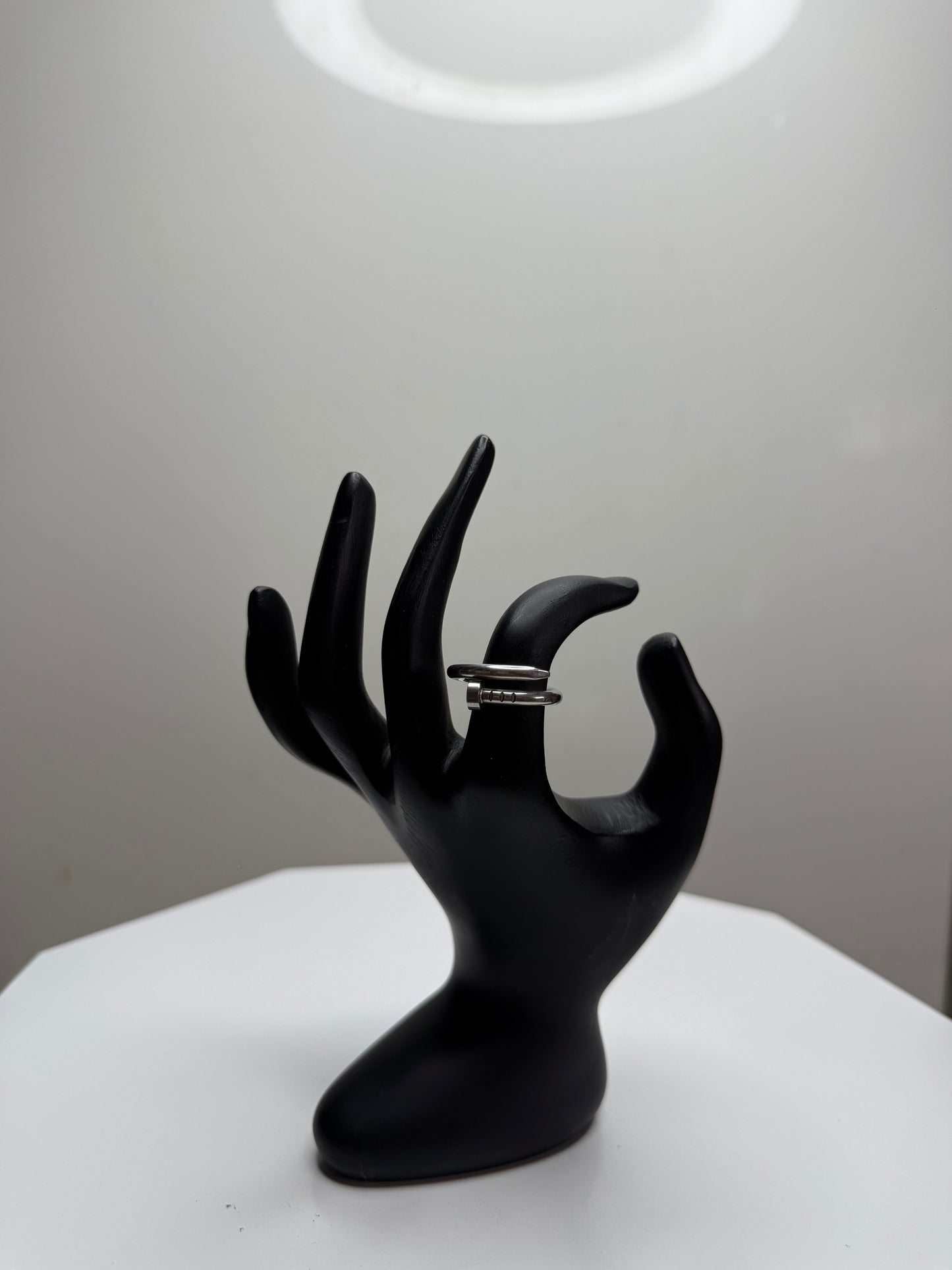 NAIL RING
