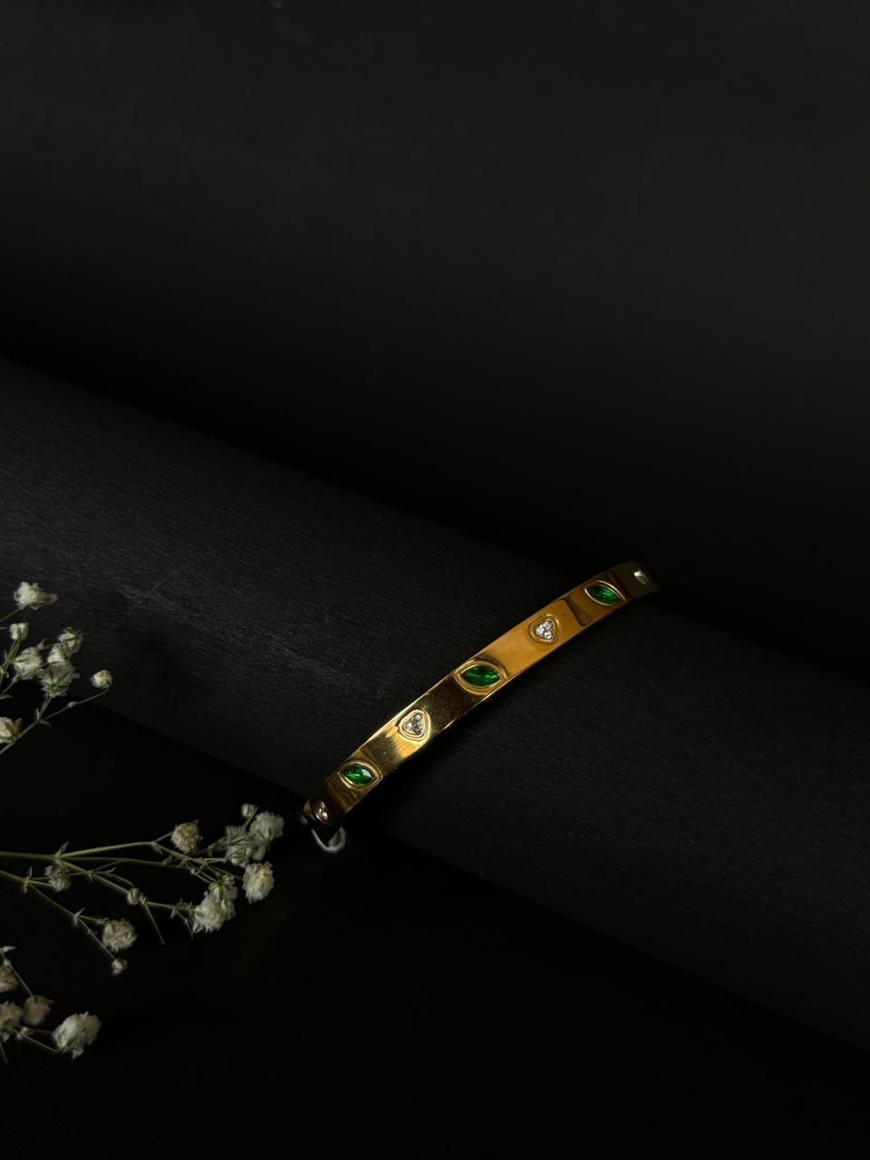 Green Leaf Bracelet