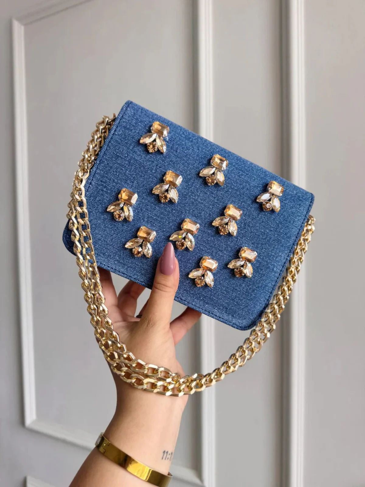 Stone flap bag
