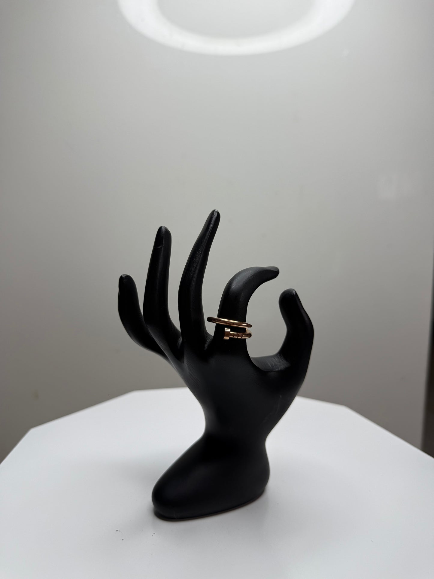 NAIL RING