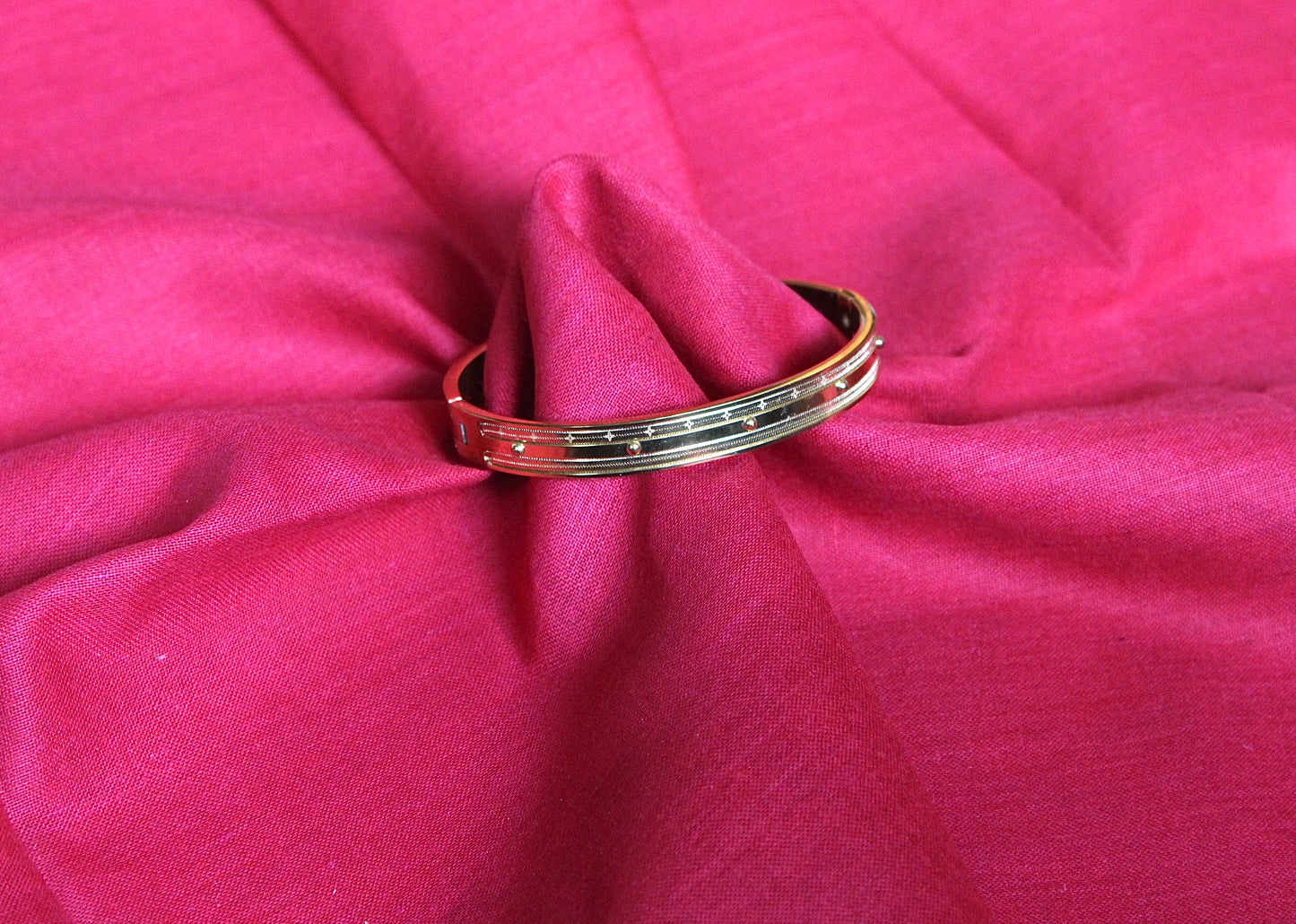 Golden Hue Bracelet