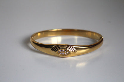 Fish eye bracelet
