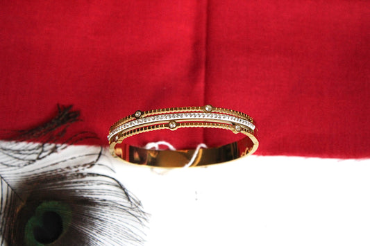 Single Layer Enamel Bracelet