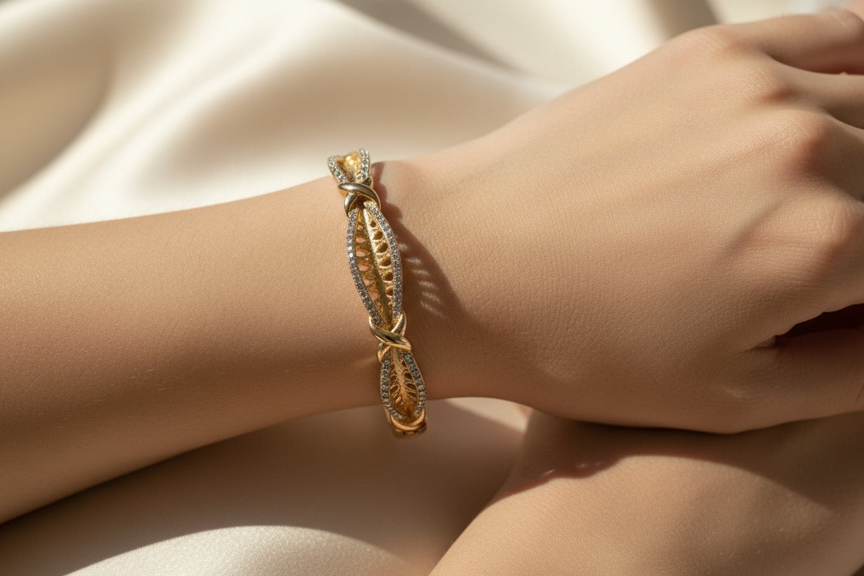 Knot Thin Wrist Bracelet
