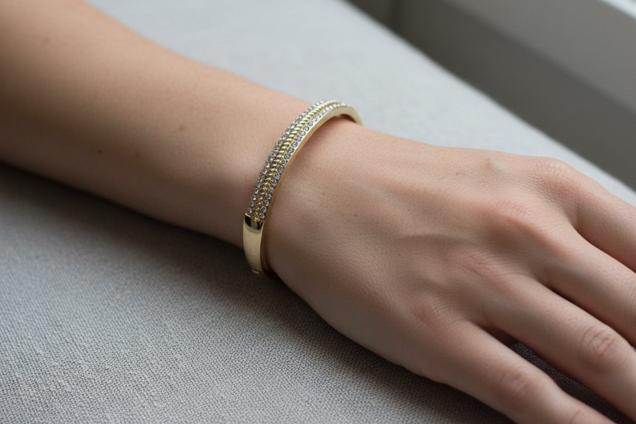 Pebble Charm Thin Wrist Bracelet