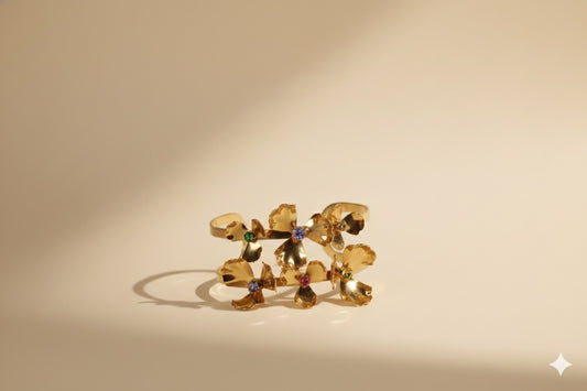 Flower broad bracelet