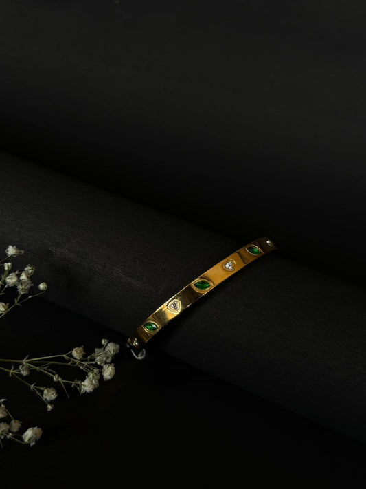 Green Leaf Bracelet
