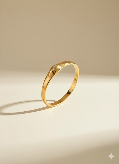 Fish eye bracelet