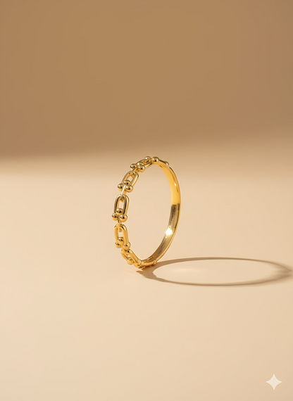 Chain shaped bracelet