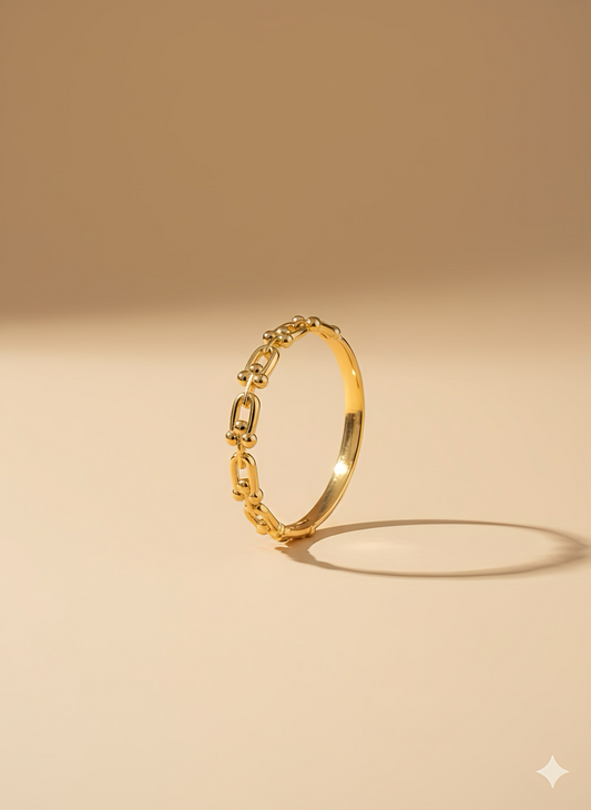 Chain shaped bracelet