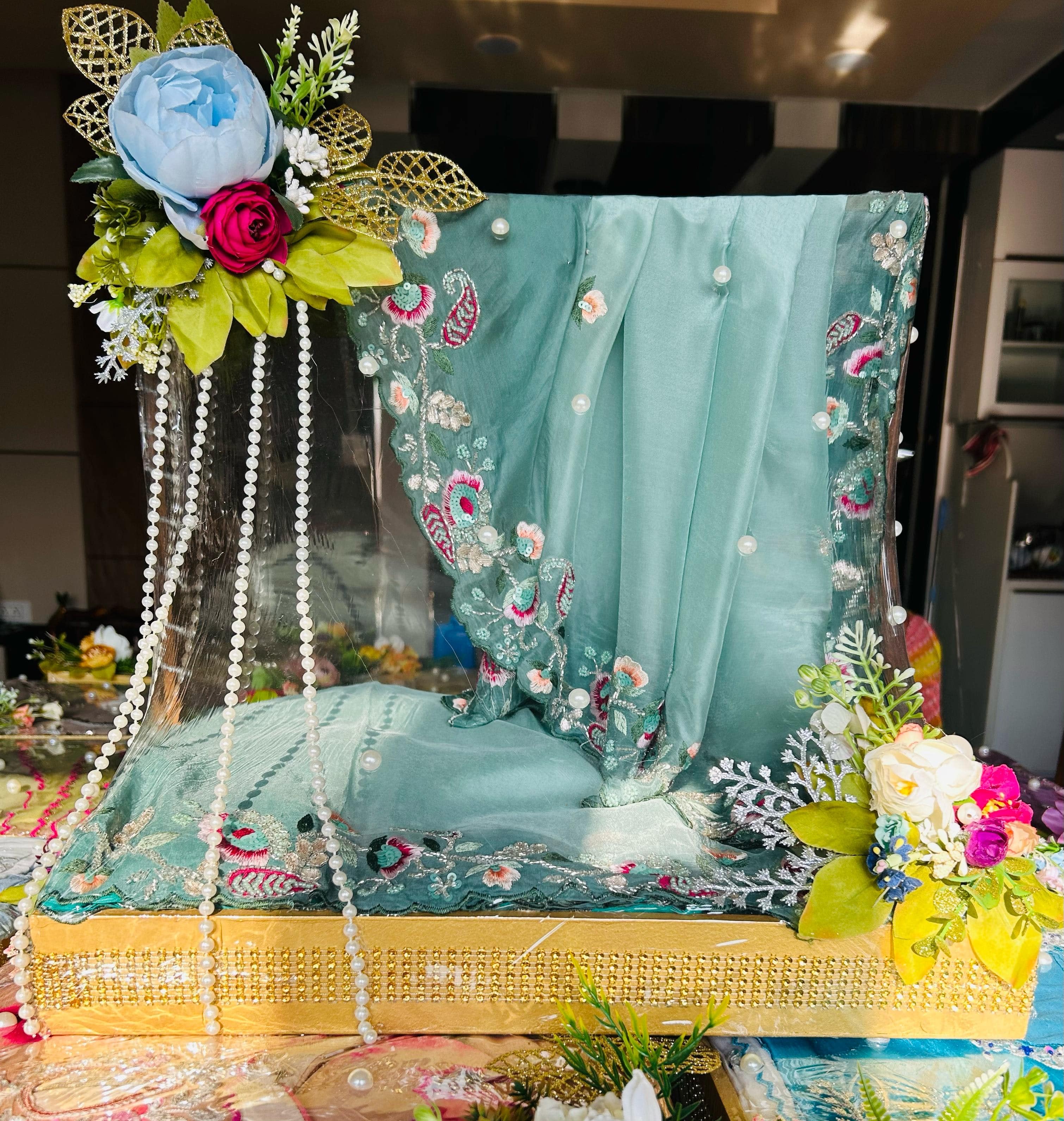 Wedding packing